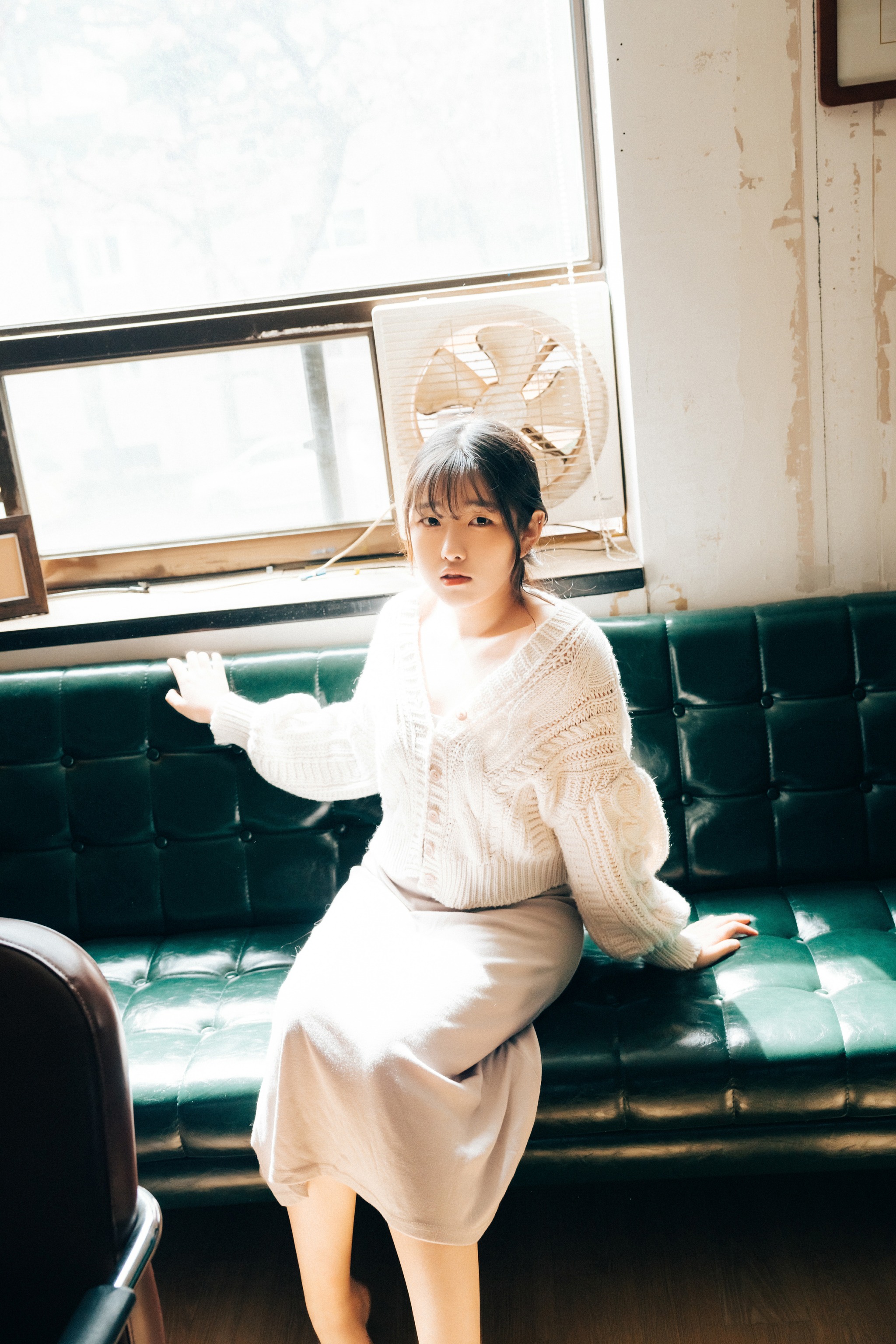图片[1]-Sonson손손 – NO.046 Sonson(손손) [Loozy]  – Comic Shop Girl [112P]-XikXak